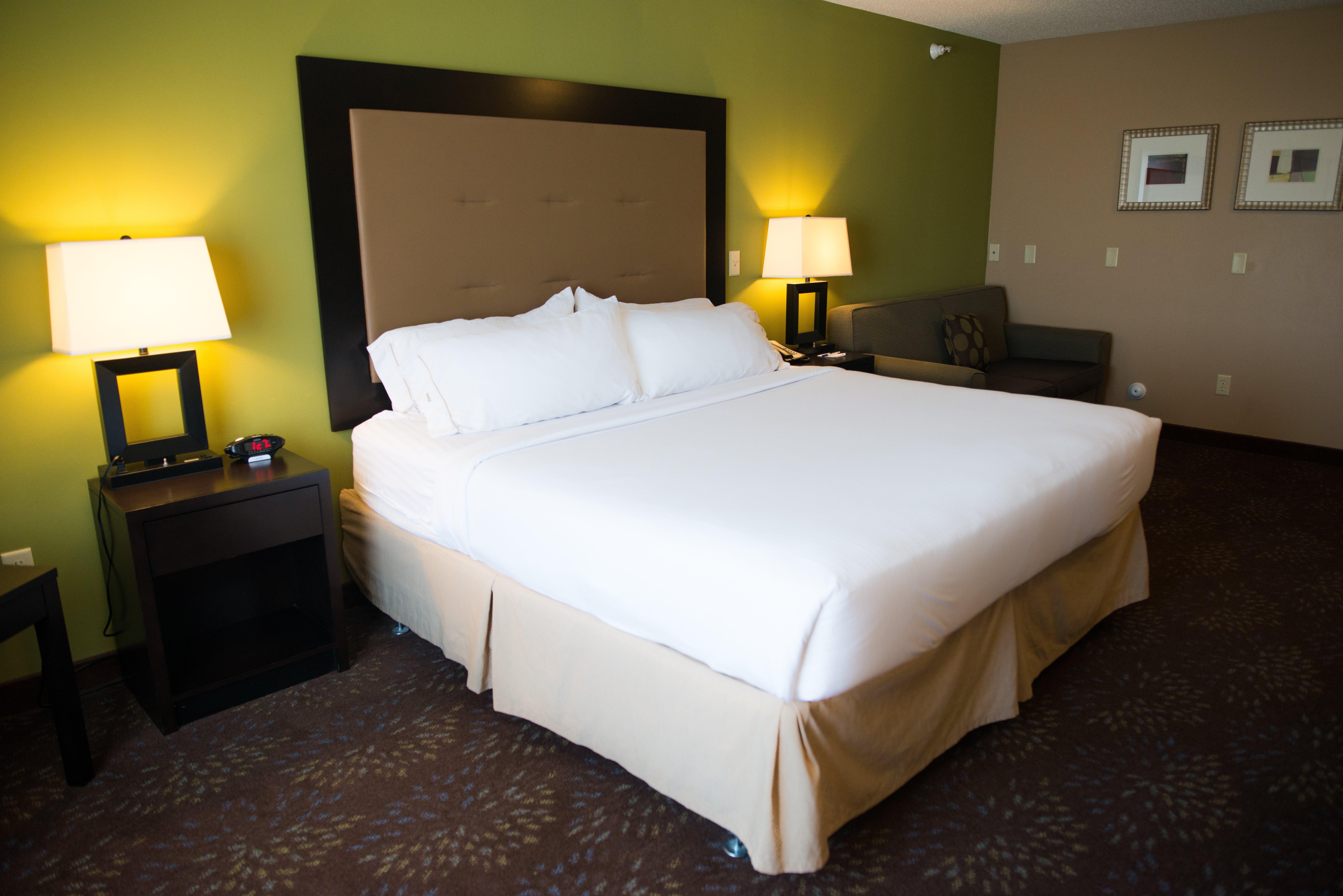 Holiday Inn Express & Suites Northwood, An Ihg Hotel Экстерьер фото